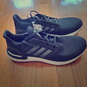 Mens Adidas Running 🏃 Sneaker